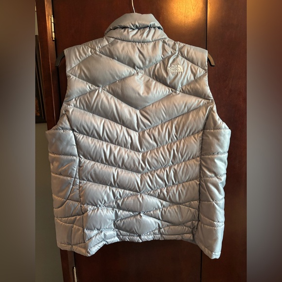 The North Face Women's Sky Blue Quilted Vest - Picture 2 of 3